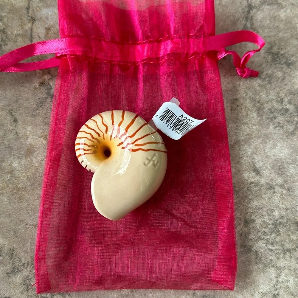 Nora Fleming Nautilus Shell - Picture 1 of 3